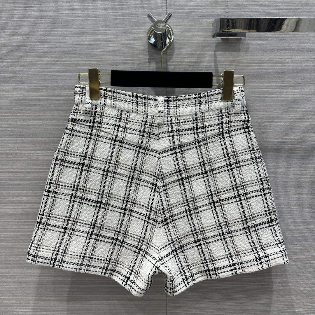 Chanel Women's Fashion Clothing Short Pants C58827