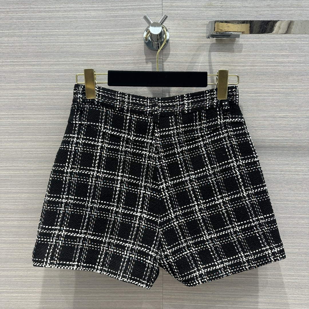 Chanel Women's Fashion Clothing Short Pants C58828