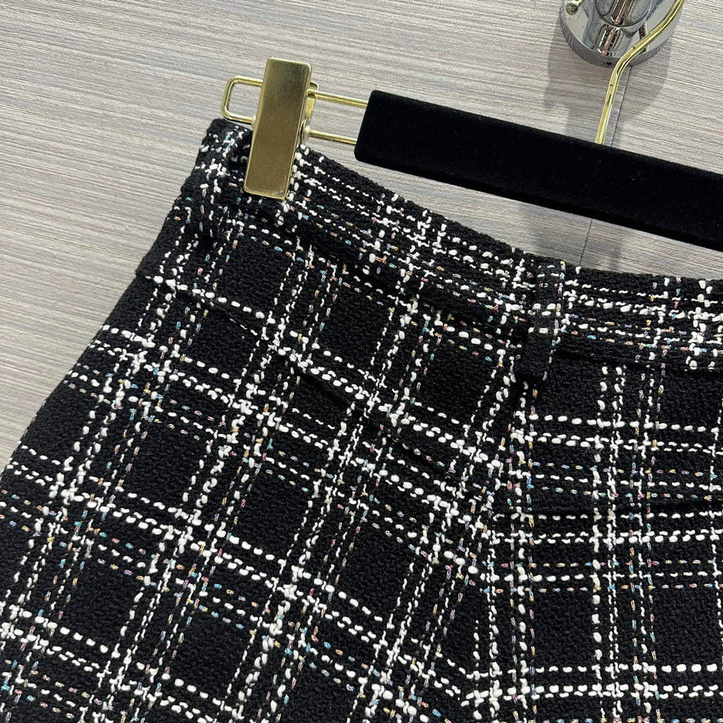 Chanel Women's Fashion Clothing Short Pants C58828