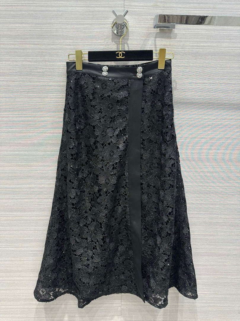 Chanel Women's Fashion Clothing Suit C58937