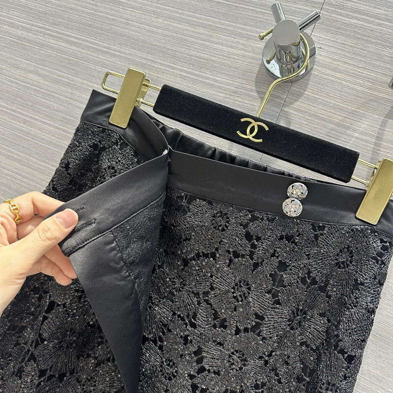 Chanel Women's Fashion Clothing Suit C58937