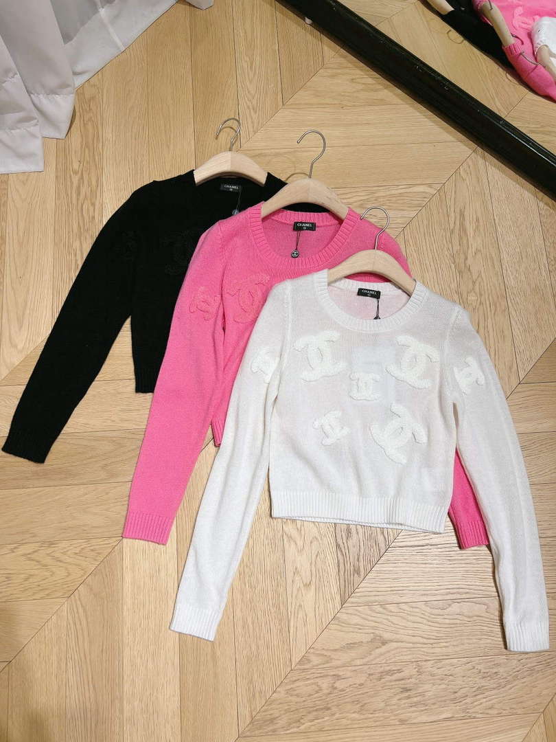 Chanel Women's Fashion Clothing Sweater CC69139