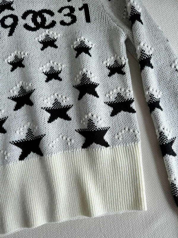 Chanel Women's Fashion Clothing Sweater CC69141