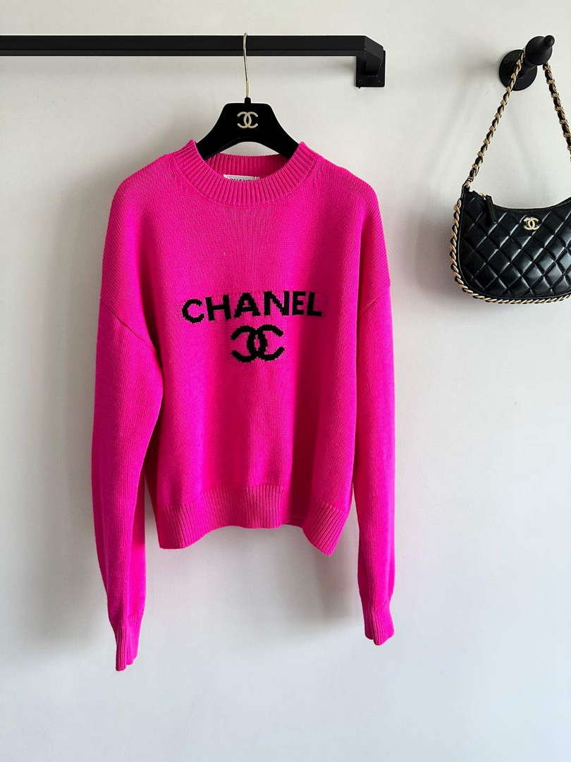 Chanel Women's Fashion Clothing Sweater CC69143