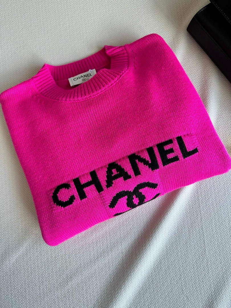 Chanel Women's Fashion Clothing Sweater CC69143