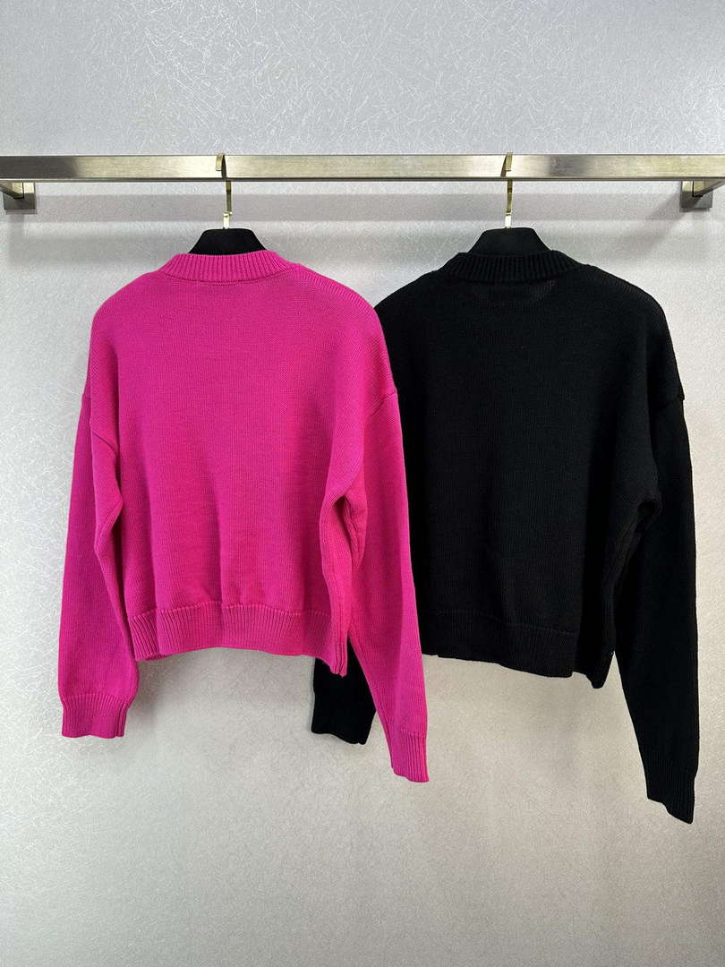 Chanel Women's Fashion Clothing Sweater CC69143