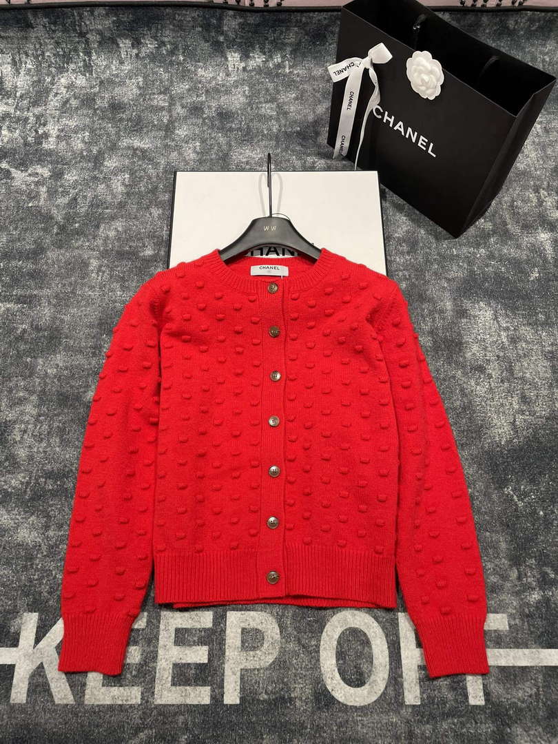 Chanel Women's Fashion Clothing Sweater CC69144