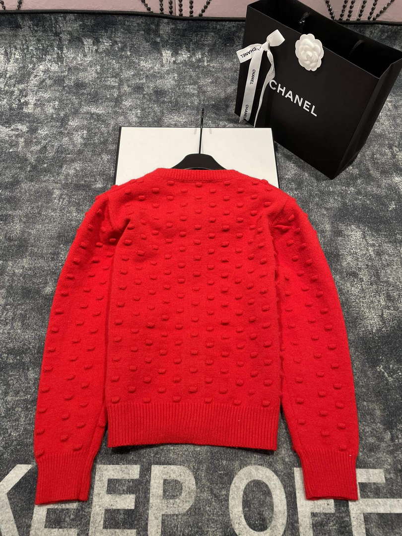 Chanel Women's Fashion Clothing Sweater CC69144