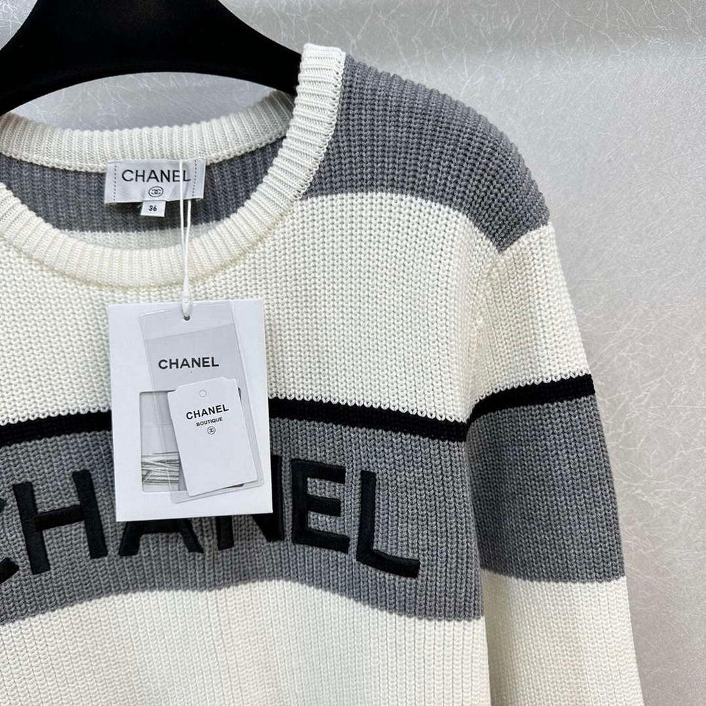 Chanel Women's Fashion Clothing Sweater CC69148