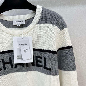 Chanel Women's Fashion Clothing Sweater CC69148 - S - View 2