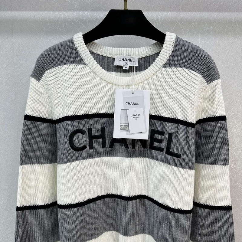 Chanel Women's Fashion Clothing Sweater CC69148