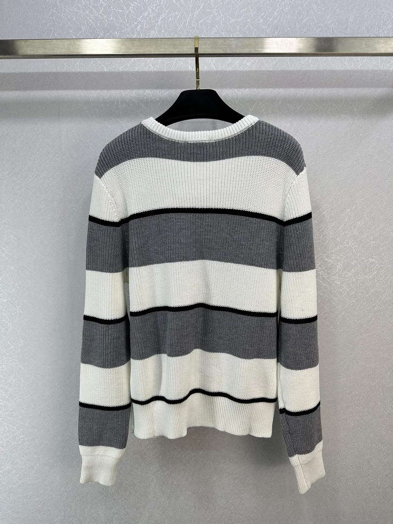 Chanel Women's Fashion Clothing Sweater CC69148