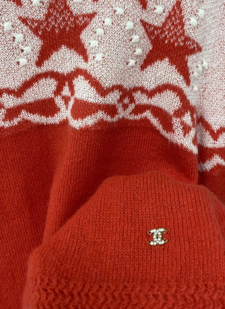 Chanel Women's Fashion Clothing Sweater CC69152