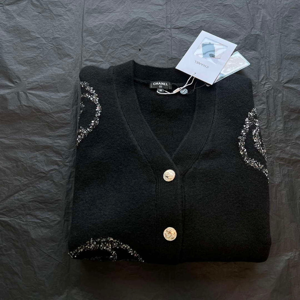 Chanel Women's Fashion Clothing Sweater CC69154