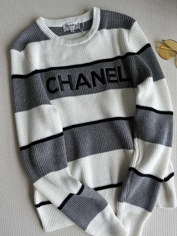 Chanel Women's Fashion Clothing Sweater CC69156