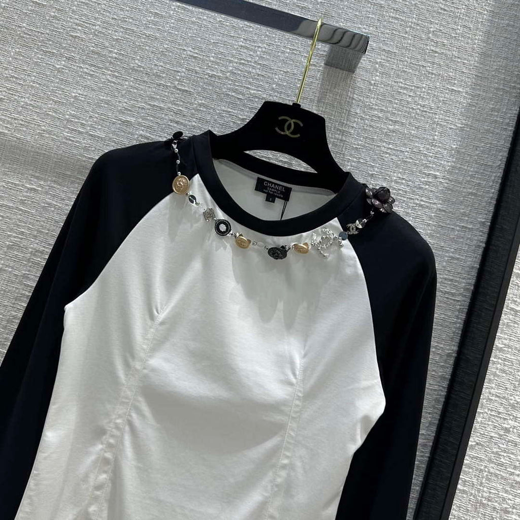 Chanel Women's Fashion Clothing T-shirt C58824