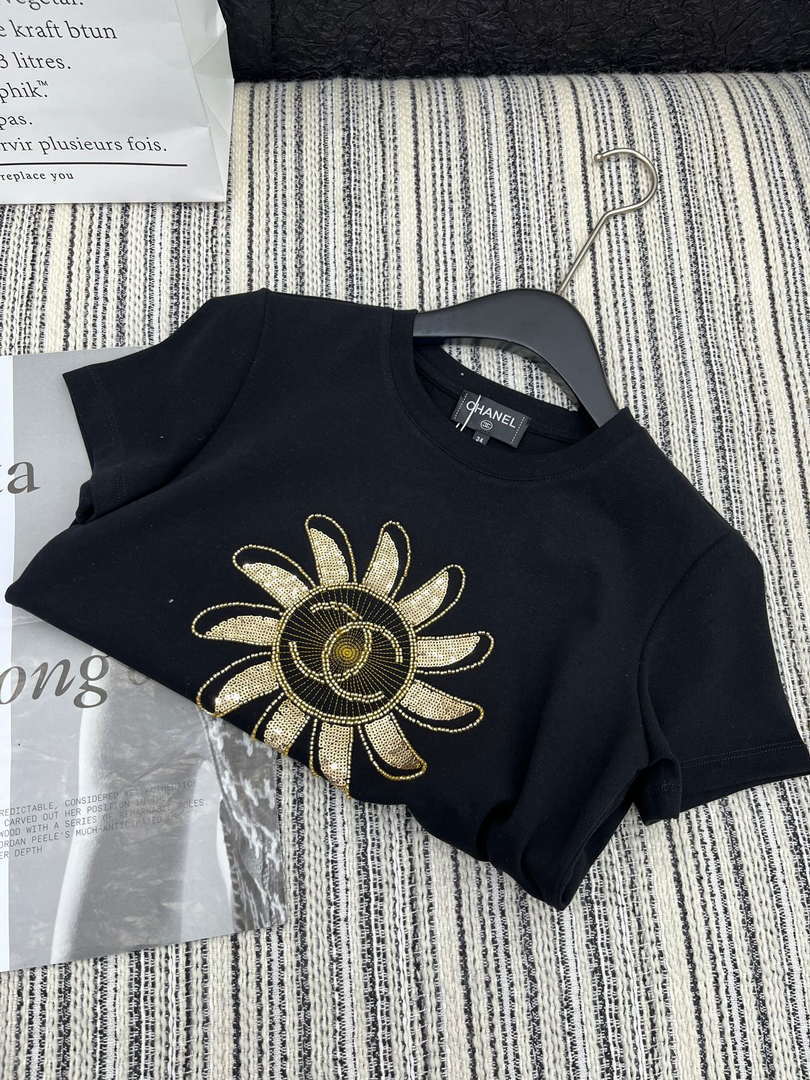 Chanel Women's Fashion Cotton T-shirt C81026