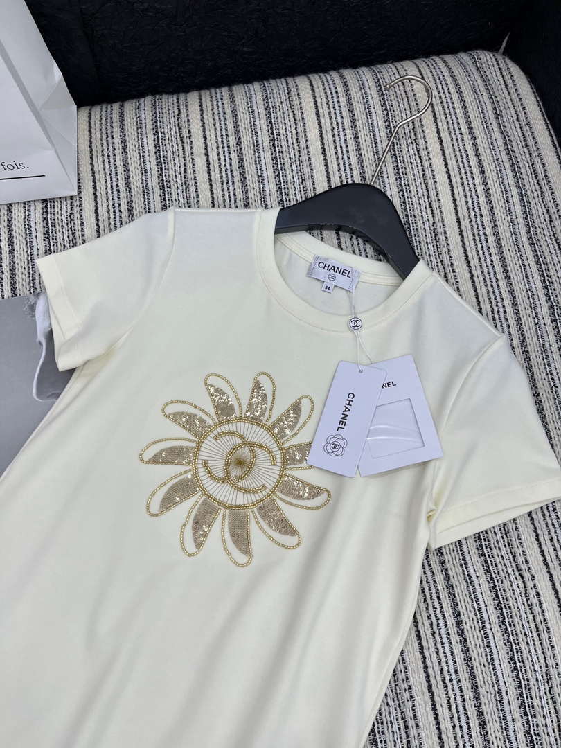 Chanel Women's Fashion Cotton T-shirt C81026