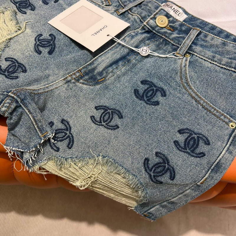 Chanel Women's Fashion Denim shorts C58800