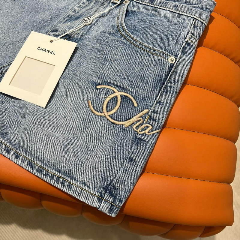 Chanel Women's Fashion Denim shorts C58801