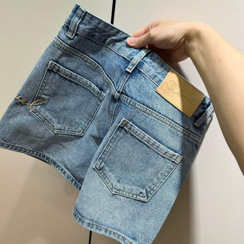 Chanel Women's Fashion Denim shorts C58801