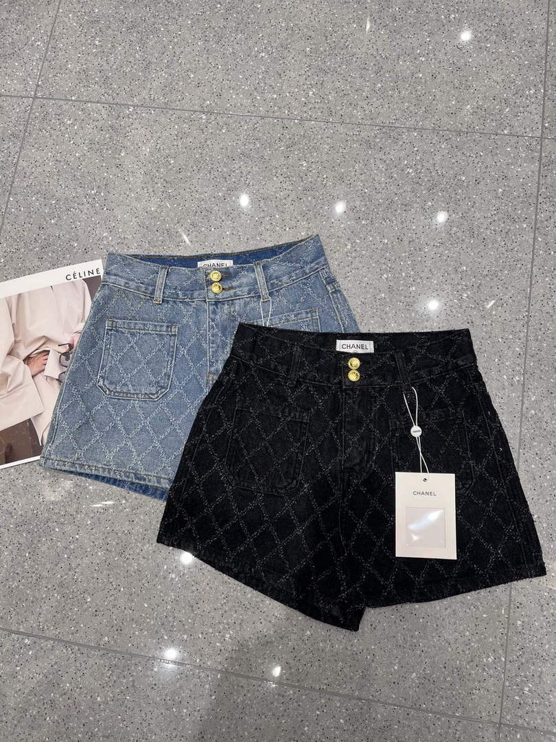Chanel Women's Fashion Denim shorts C58802
