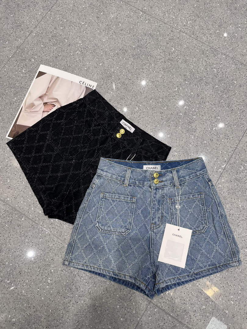 Chanel Women's Fashion Denim shorts C58803