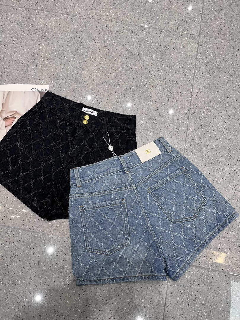 Chanel Women's Fashion Denim shorts C58803