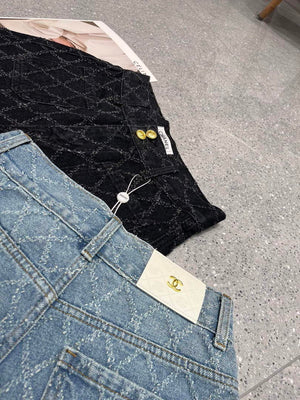 Chanel Women's Fashion Denim shorts C58802 - S - View 4