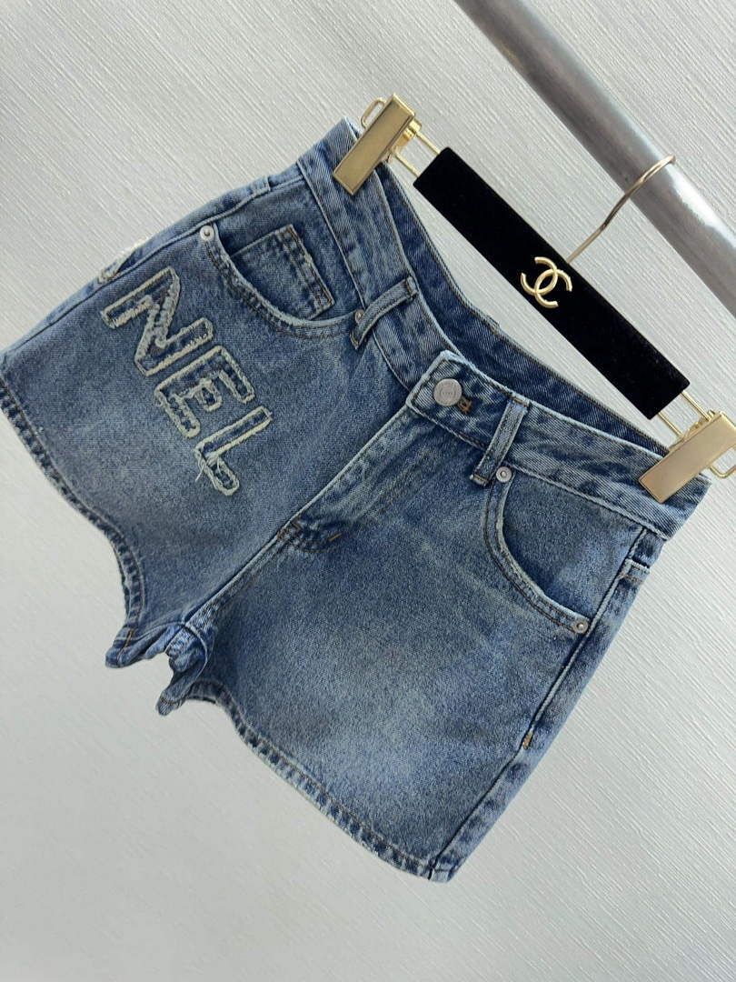 Chanel Women's Fashion Denim shorts C58804