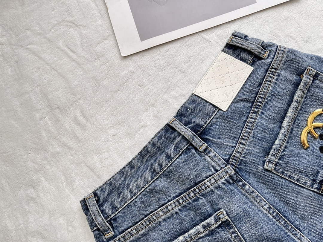 Chanel Women's Fashion Denim shorts C58805
