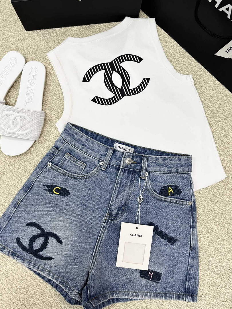 Chanel Women's Fashion Denim shorts C58806