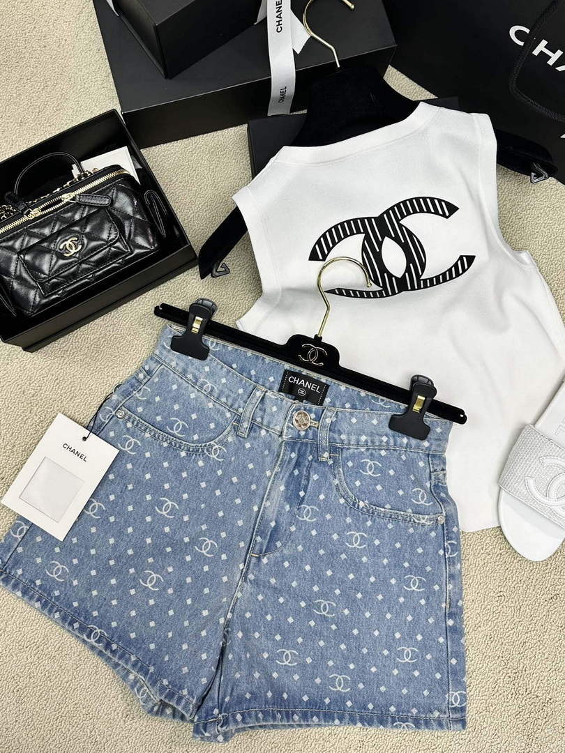 Chanel Women's Fashion Denim shorts C58807