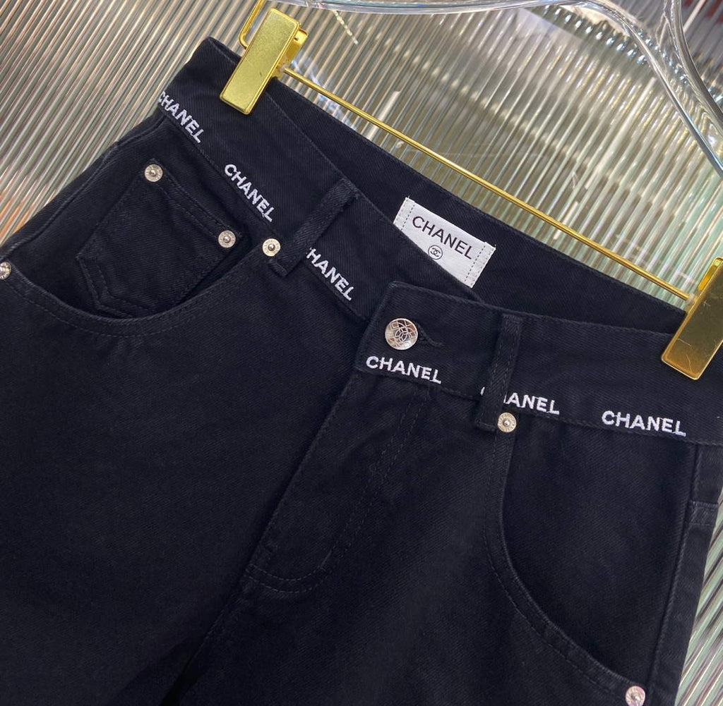 Chanel Women's Fashion Denim shorts C58809