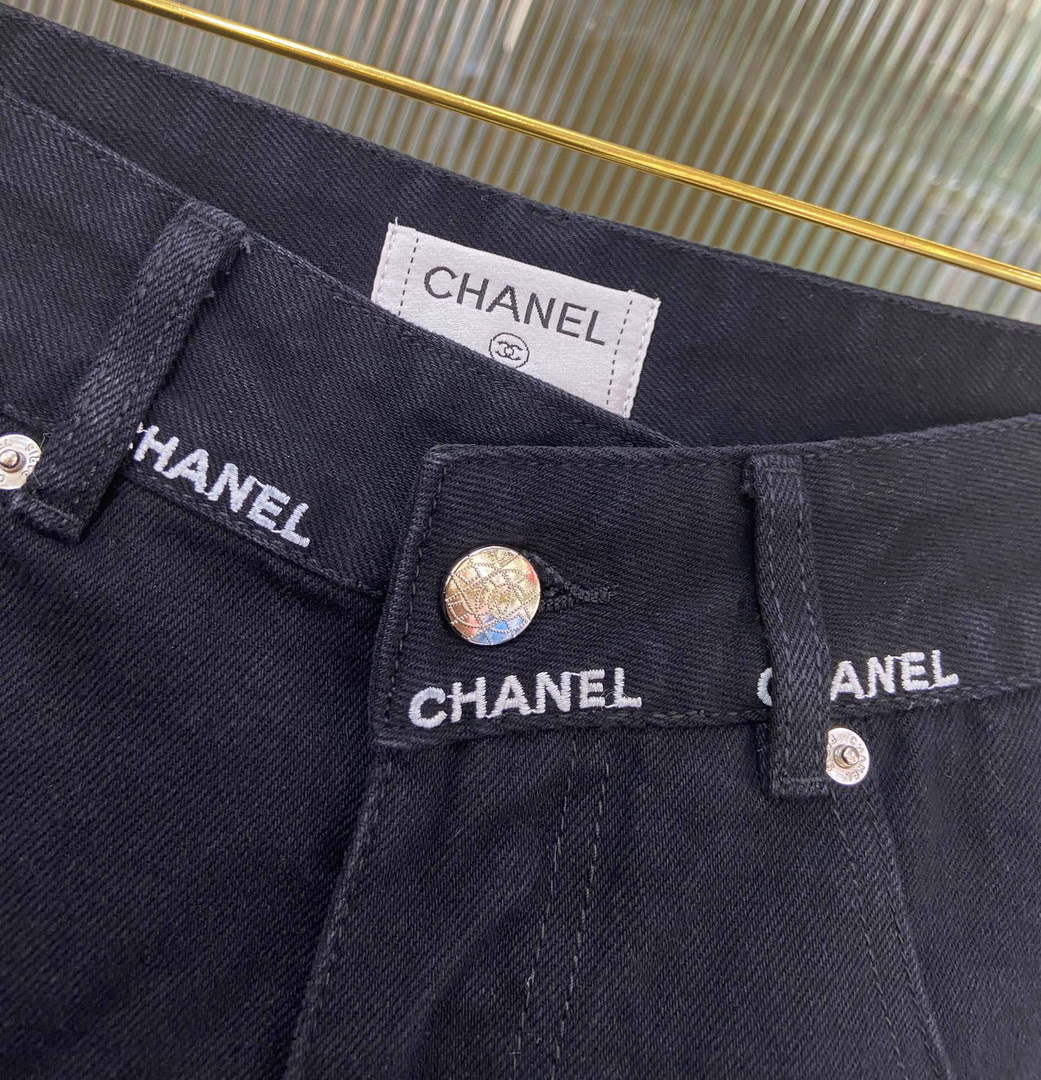 Chanel Women's Fashion Denim shorts C58809