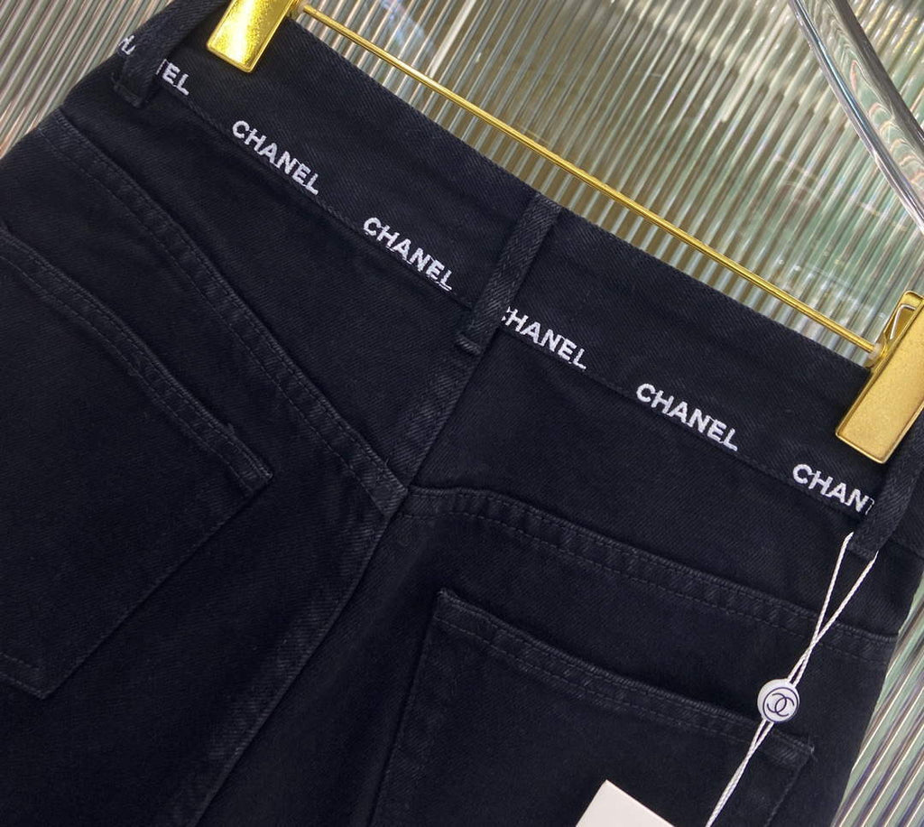Chanel Women's Fashion Denim shorts C58809
