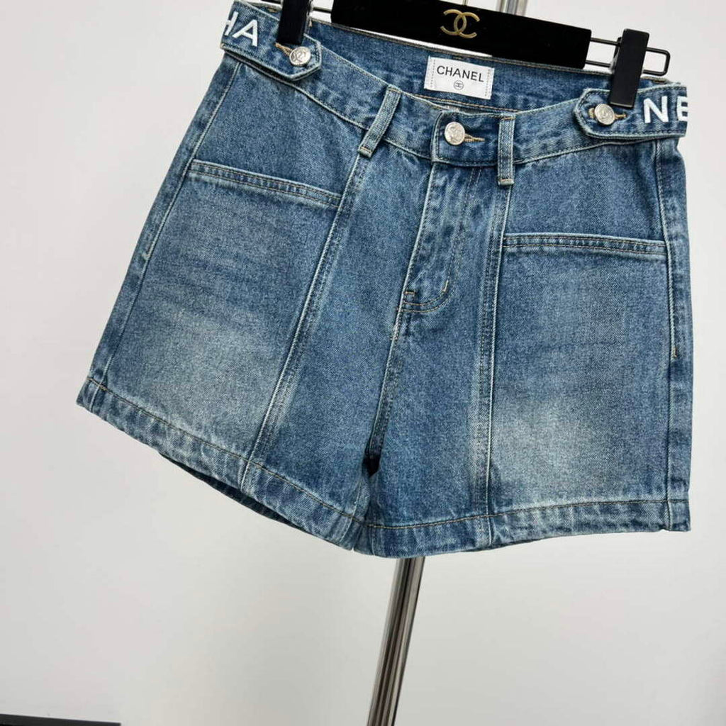 Chanel Women's Fashion Denim shorts C58810