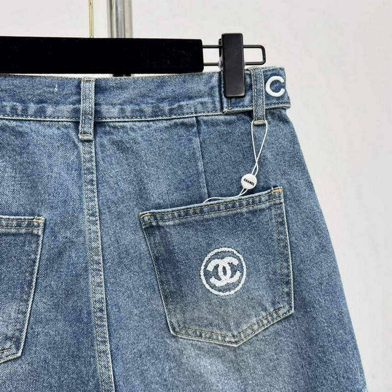Chanel Women's Fashion Denim shorts C58810