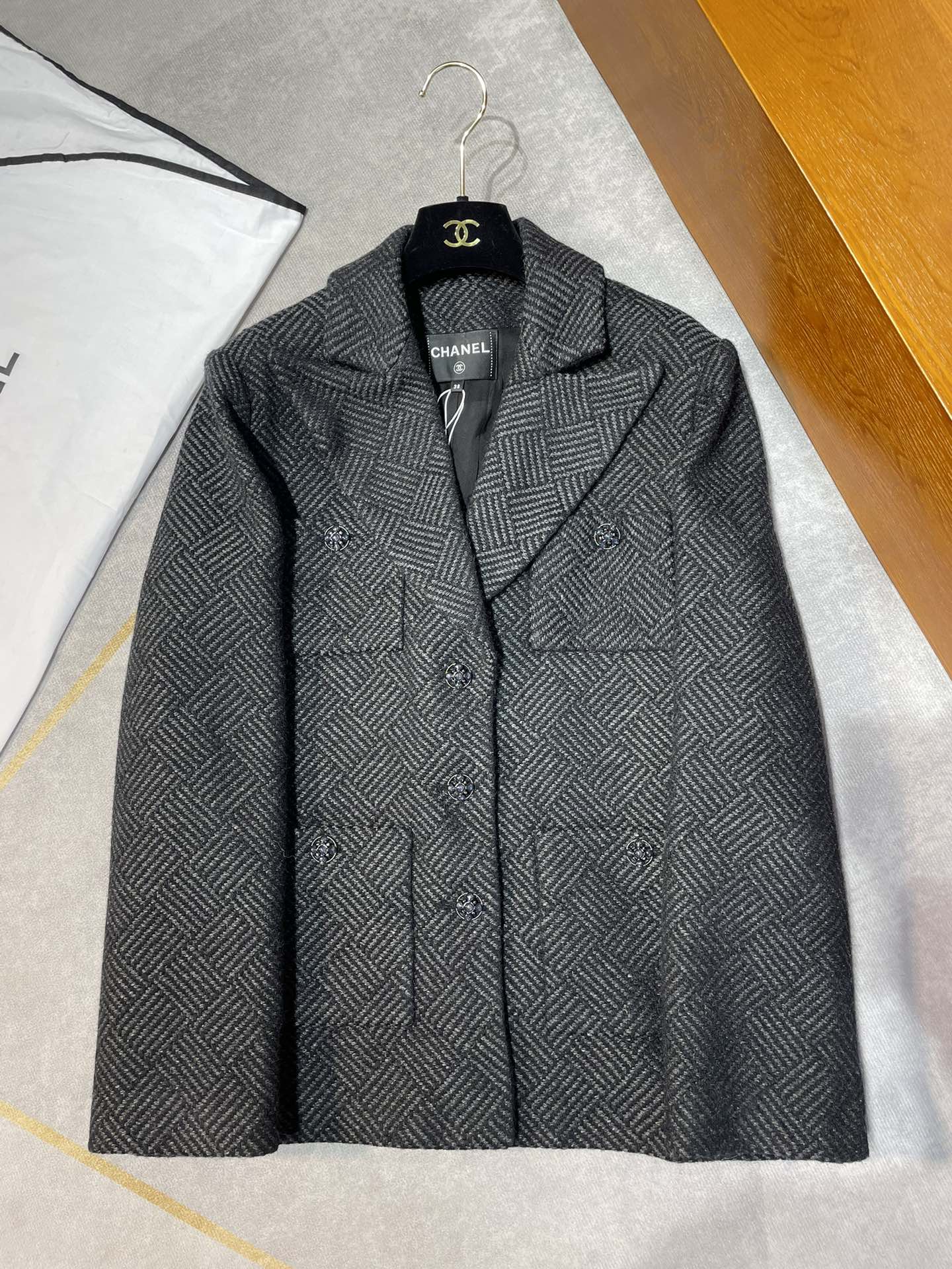 Chanel Women's P78191 Fashion Jacket Wool Tweed  Black & Gray C62302