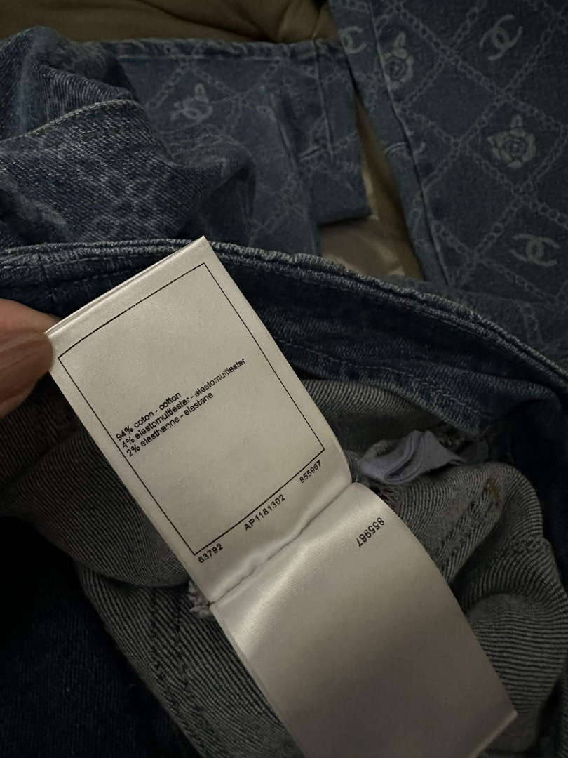 Chanel Women's Fashion Jeans C58812