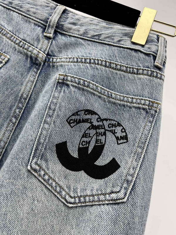 Chanel Women's Fashion Jeans C58815