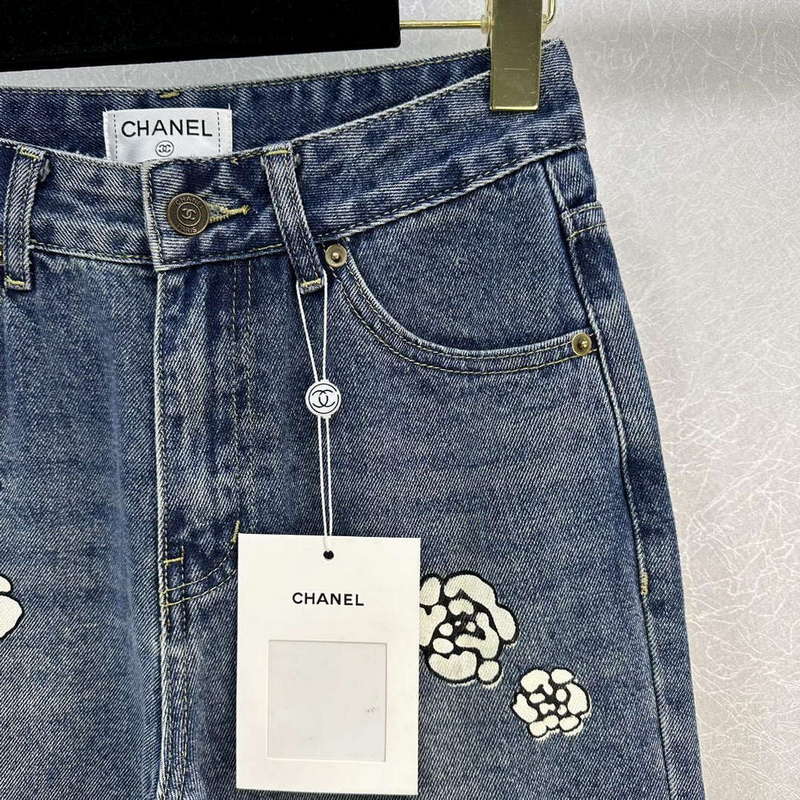 Chanel Women's Fashion Jeans C58817