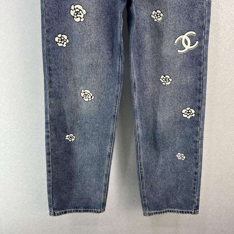 Chanel Women's Fashion Jeans C58817