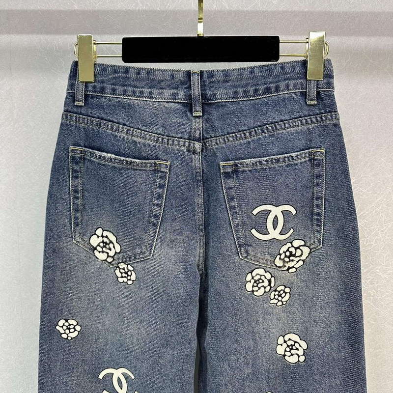 Chanel Women's Fashion Jeans C58817