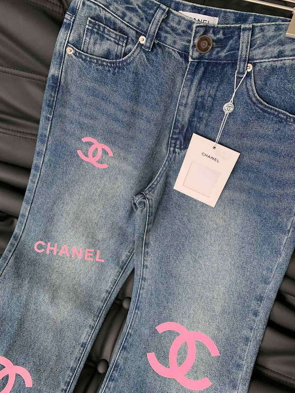 Chanel Women's Fashion Jeans C58818