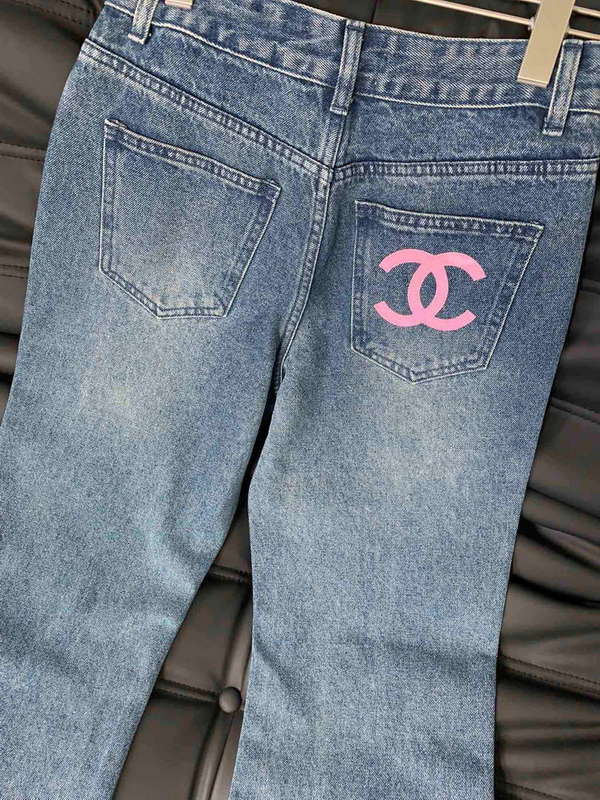 Chanel Women's Fashion Jeans C58818