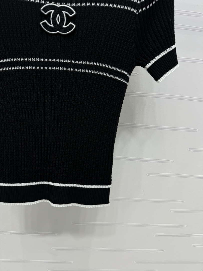 Chanel Women's Fashion Knitted T-shirt C81001