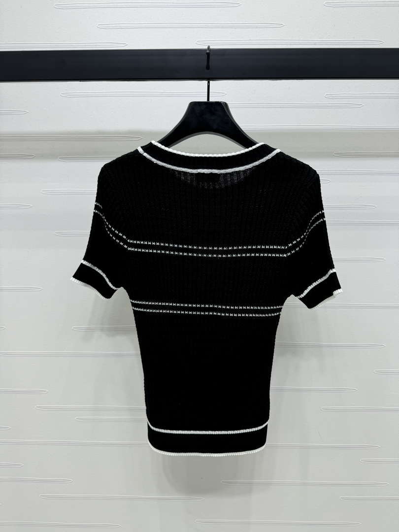 Chanel Women's Fashion Knitted T-shirt C81001