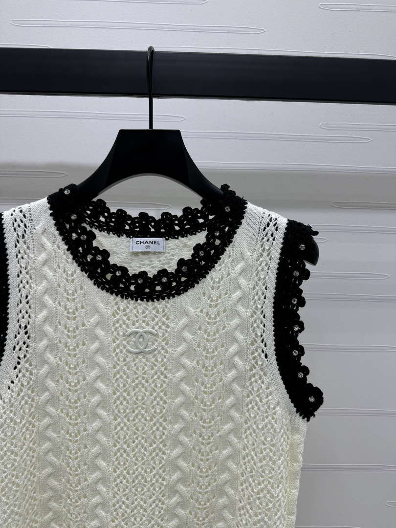 Chanel Women's Fashion Knitted T-shirt C81007