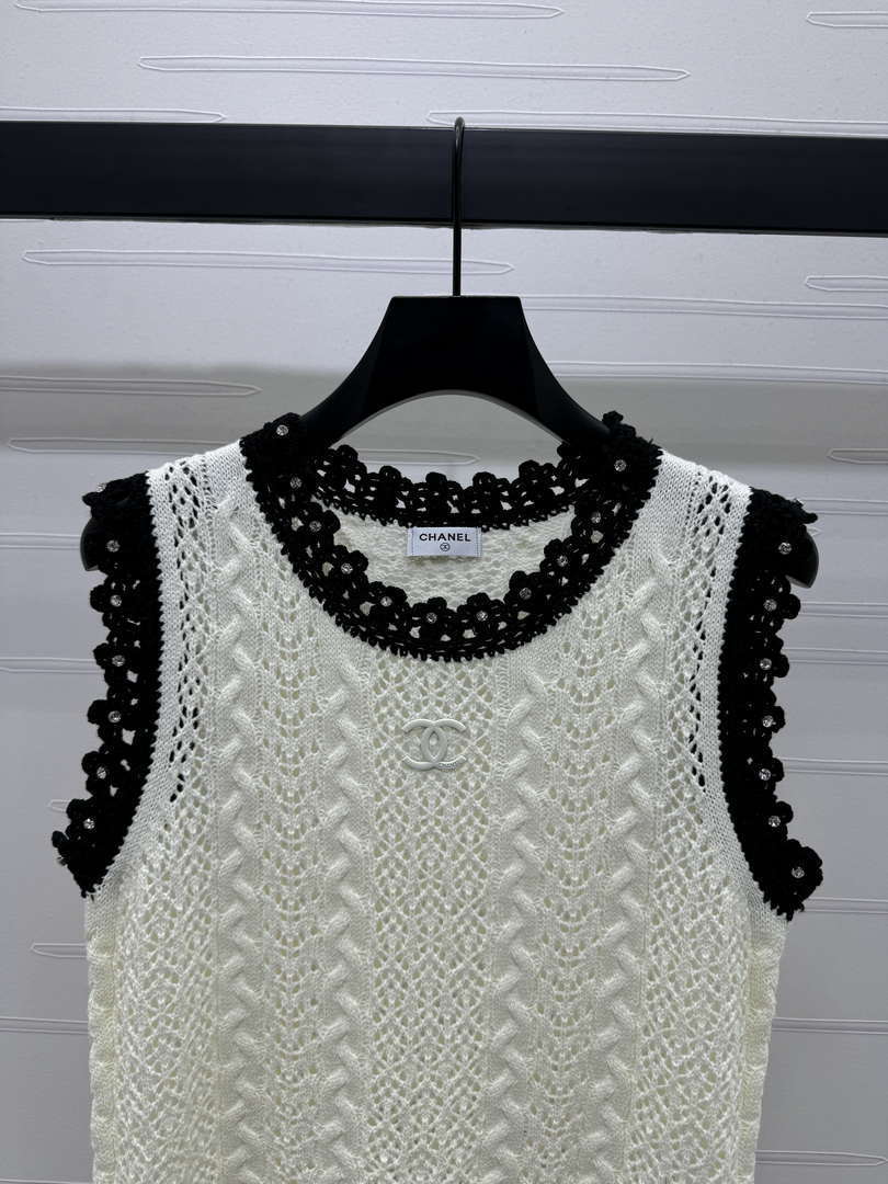 Chanel Women's Fashion Knitted T-shirt C81007